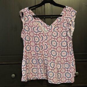 LOFT Floral Patterned Women's Top